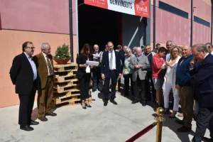 Inauguració del nou edifici per a l’elaboració de cava Portell