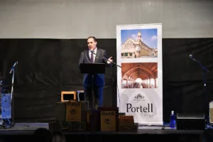 Inauguració del nou edifici per a l’elaboració de cava Portell