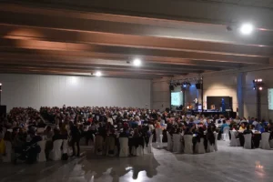 Inauguració del nou edifici per a l’elaboració de cava Portell